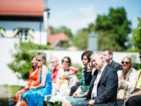 12-06-02-wedding-laurarobin-203